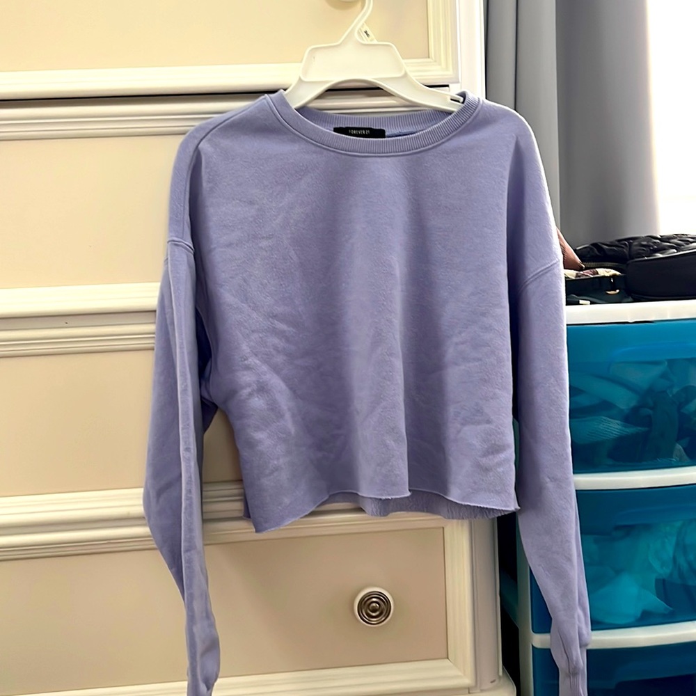 Forever 21 Cropped Sweatshirt